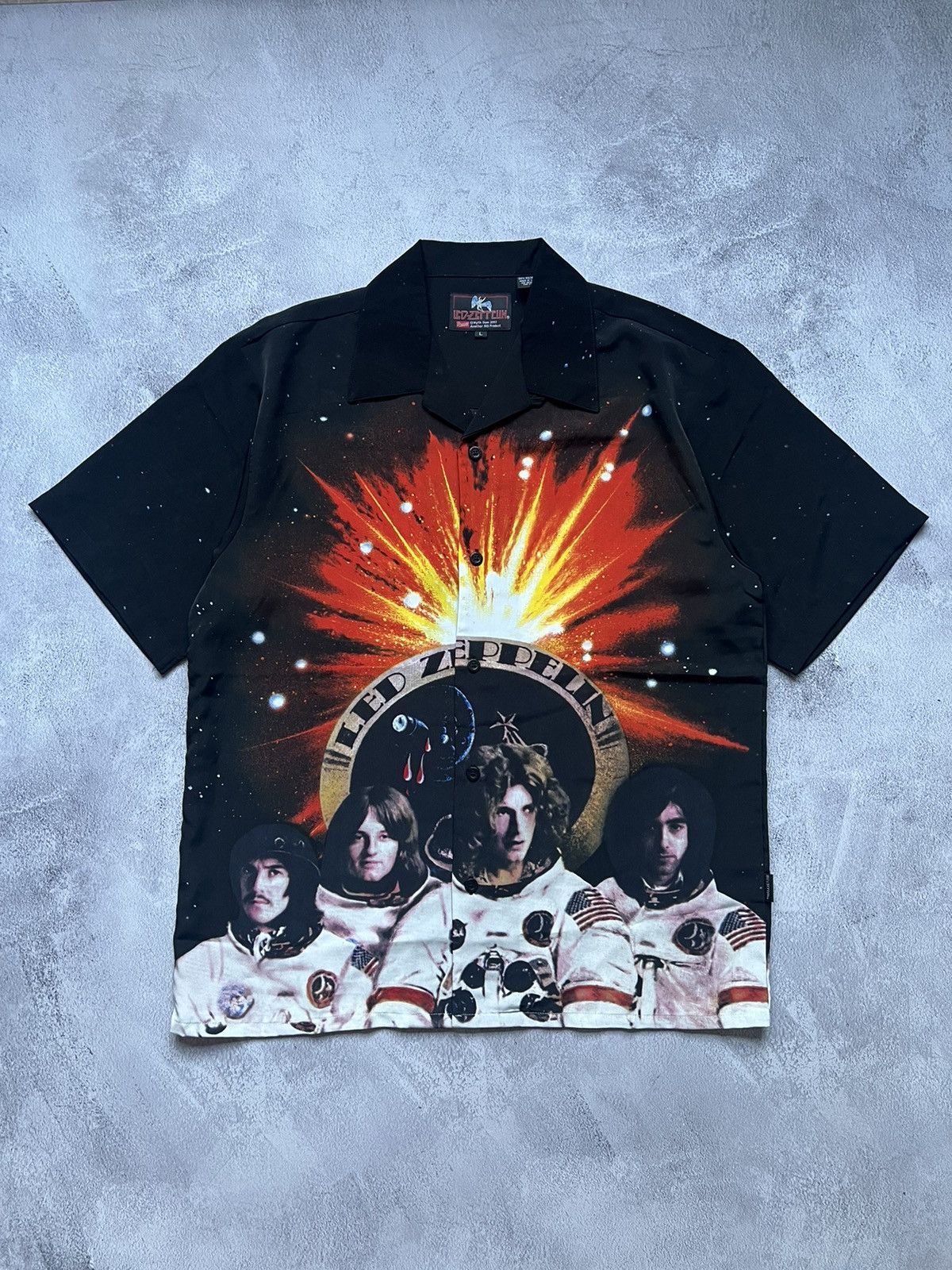 Led Zeppelin X Vintage Vintage 00s 2003 Led Zeppelin Made In Usa Polyester Shirt Hoodie, Sweatshirt | PodTeesHub.com