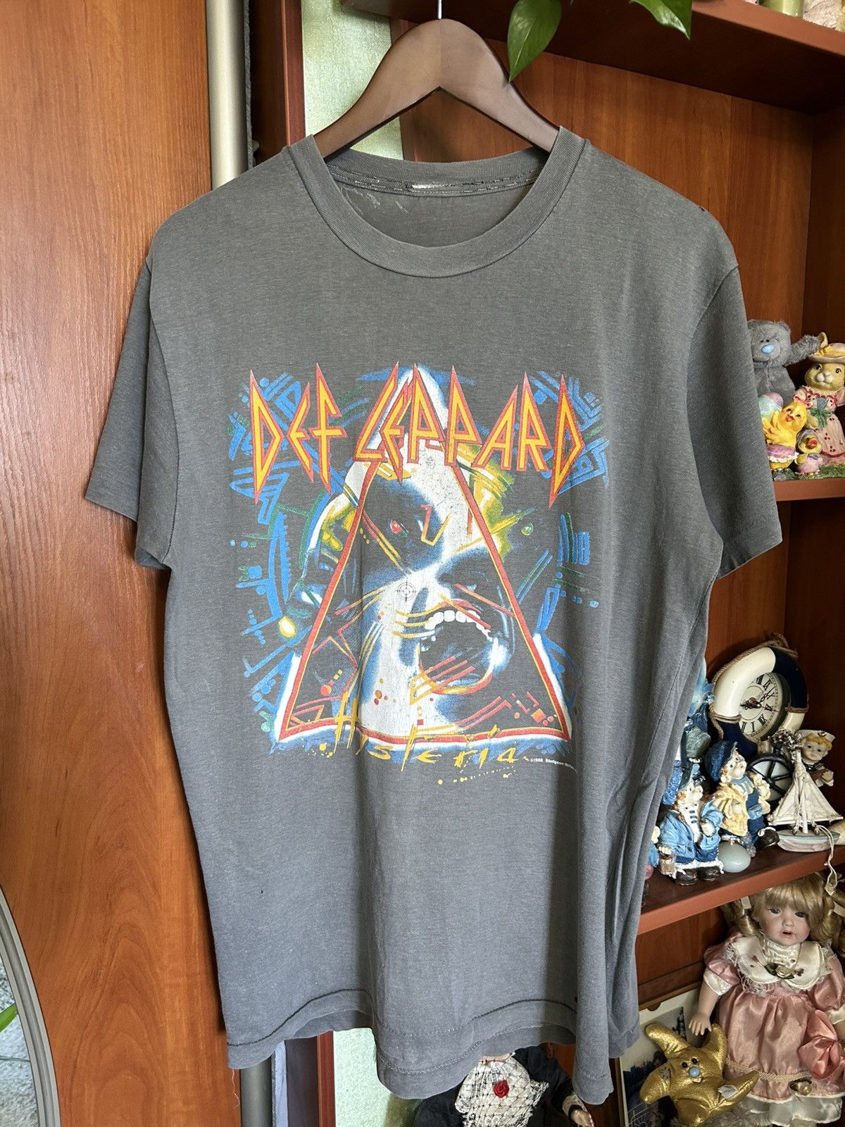 Band Tees Vintage 1988 Def Leppard Og Hysteria World Tour Tee Shirt Hoodie, Sweatshirt | PodTeesHub.com