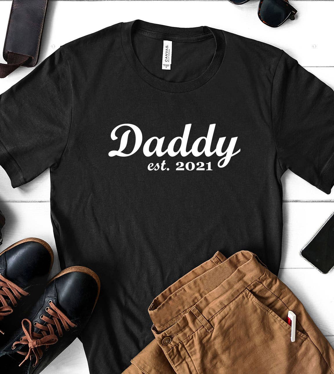 Daddy Est 2021  - Cute Funny Dad Father Father's Day T-Shirt Hoodie, Sweatshirt | PodTeesHub.com