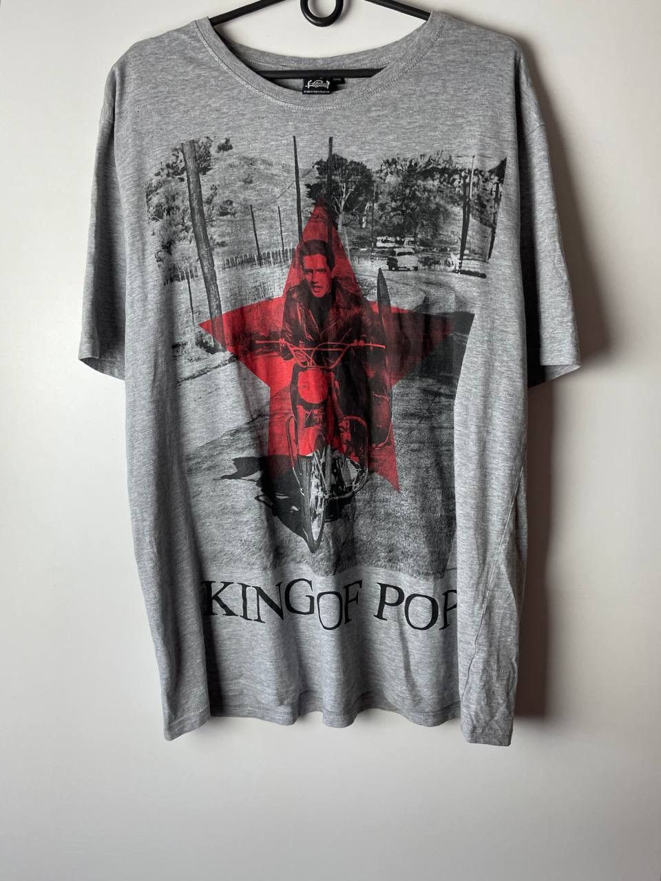 Vintage Michael Jackson King Of Pop 1985 Vintage T Shirts Size Xxxl Hoodie, Sweatshirt | PodTeesHub.com