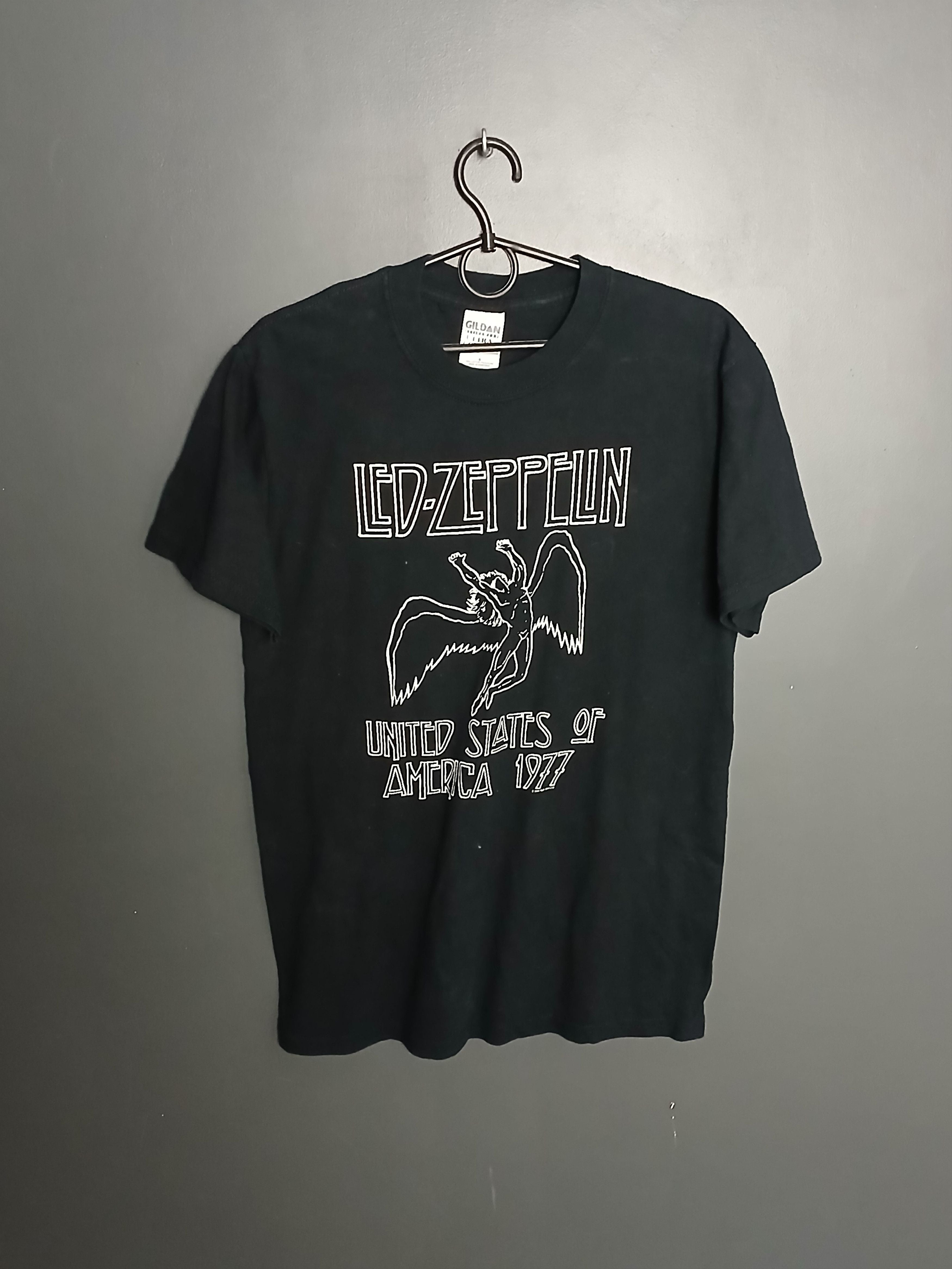Zeppelin Led Zeppelin United States Of America 1977 T Shirt Hoodie, Sweatshirt | PodTeesHub.com