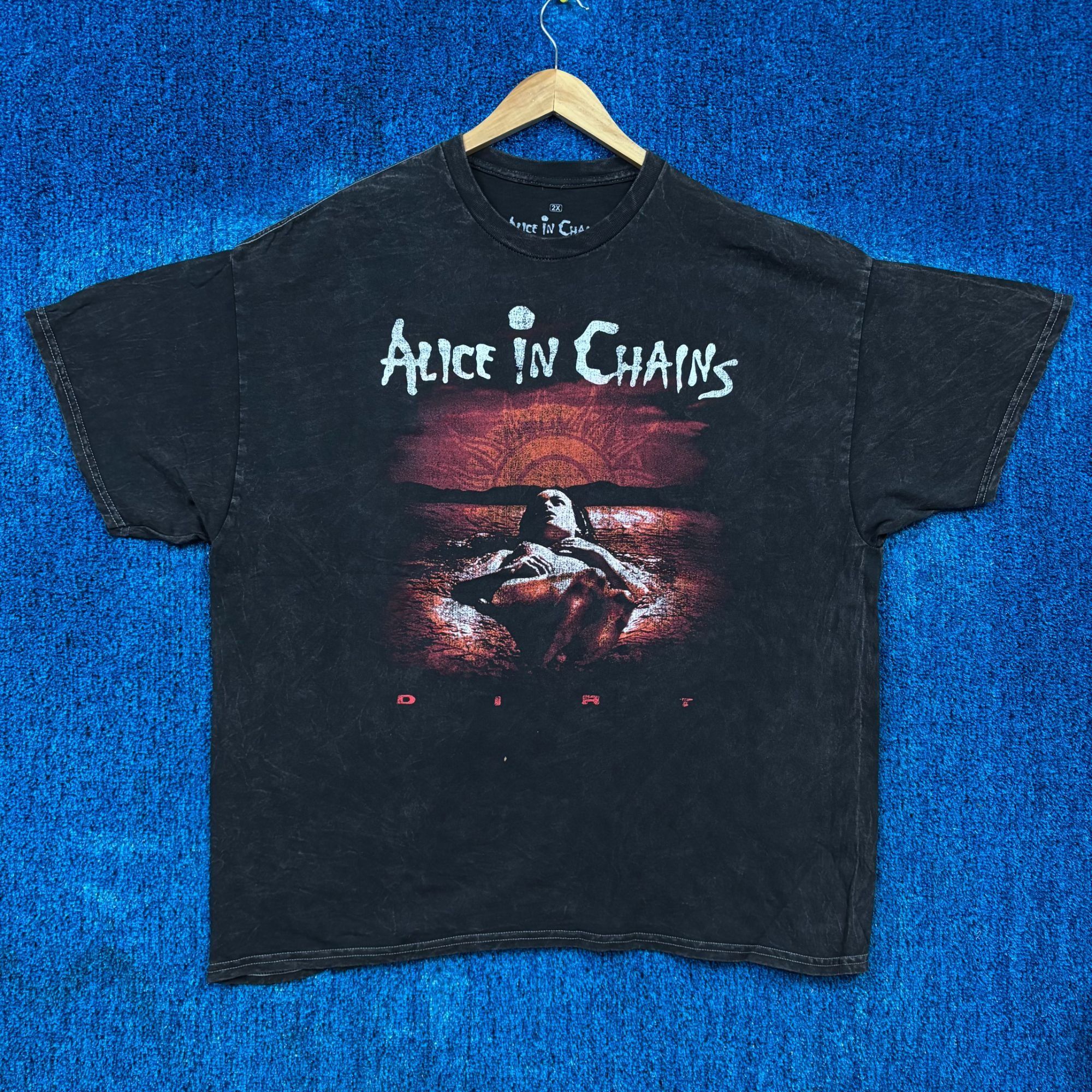 Band Tees Alice In Chains Dirt Seattle Wa Est 1987 Grunge Band Tee 2x Hoodie, Sweatshirt | PodTeesHub.com