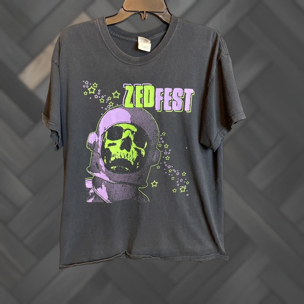 Gildan Vintage Zed Fest Film Festival T Shirt Unisex Adults Large Black Front Official Merchandise S Hoodie, Sweatshirt