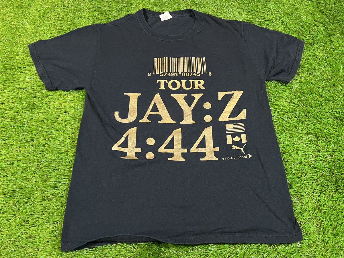 Z Jay Z 4 44 Vic Mensa Tour 2017 Dates T Shirt Rap Concert Hoodie, Sweatshirt | PodTeesHub.com
