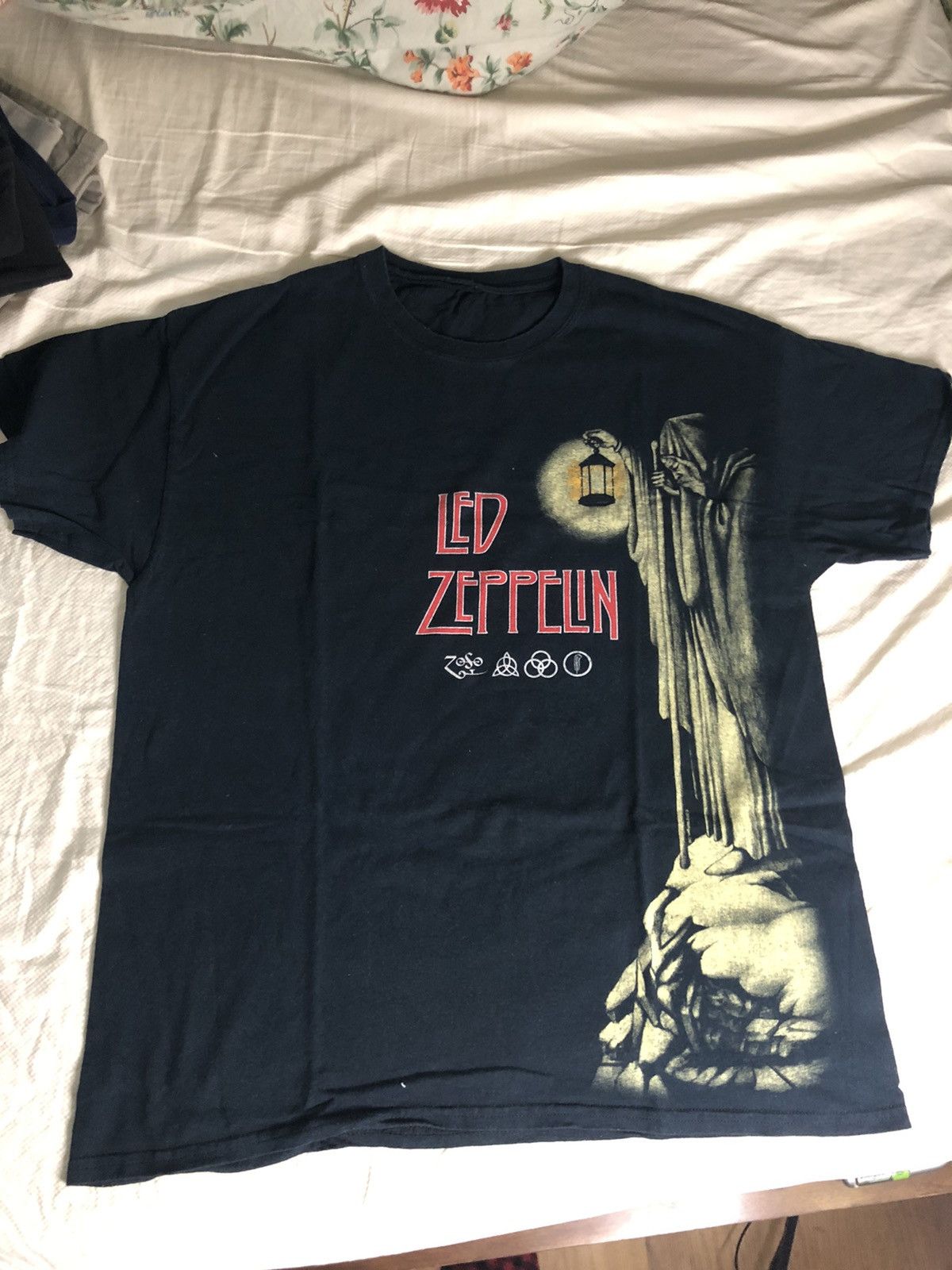 Zeppelin Vintage Led Zeppelin T Shirt Hoodie, Sweatshirt | PodTeesHub.com