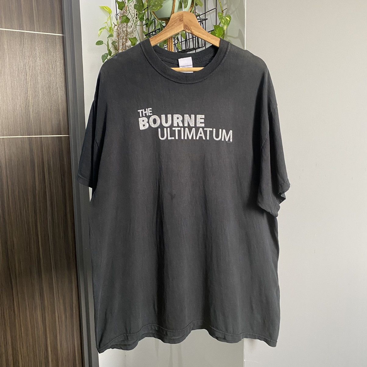 Thrashed Faded Vintage 2007 The Bourne Ultimatum Movie Tee Hoodie, Sweatshirt | PodTeesHub.com