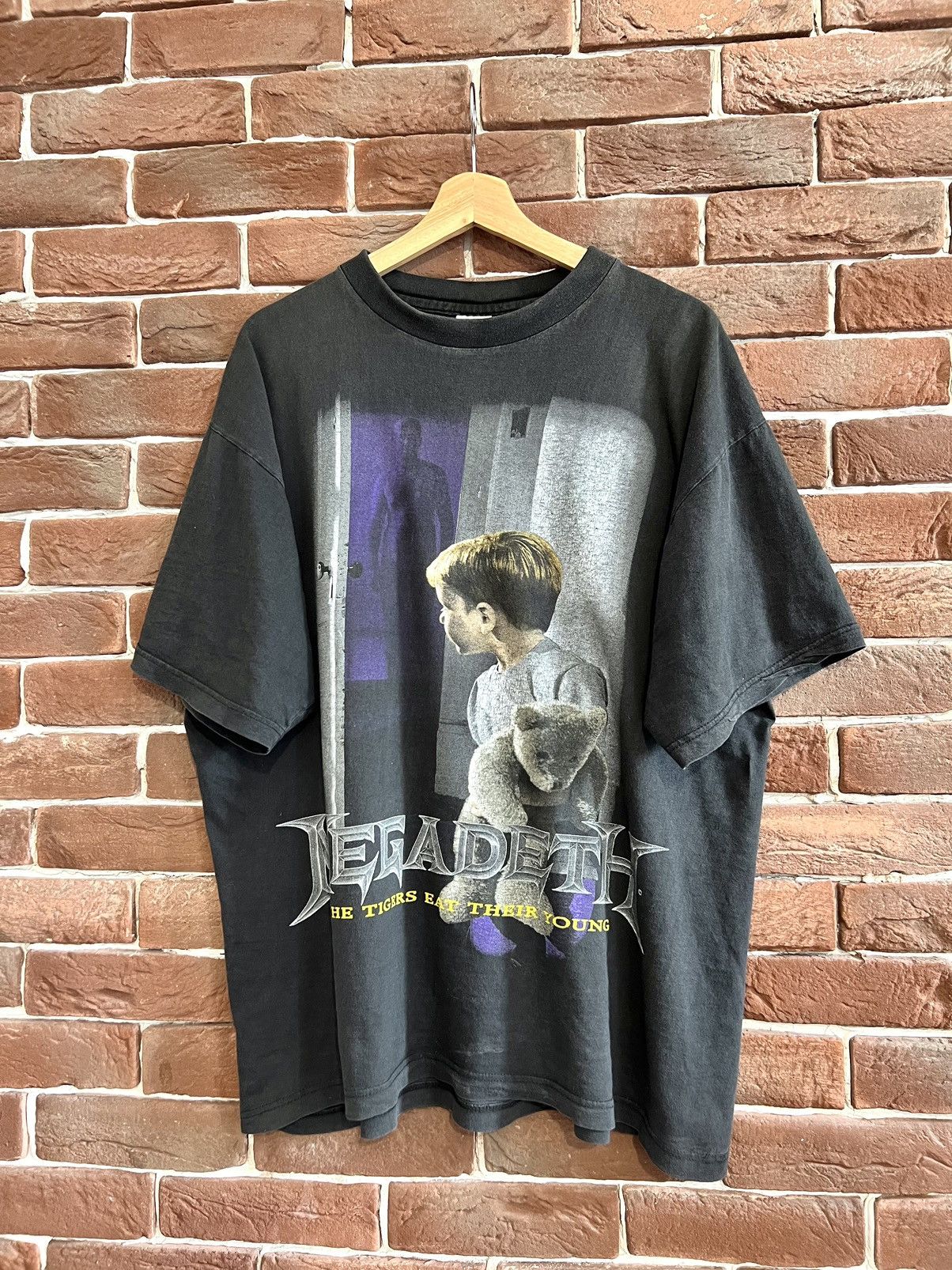 Band Tees 90s Vintage Megadeth Tiger Rock Heavy Aop Metal Band T Shirt Hoodie, Sweatshirt | PodTeesHub.com