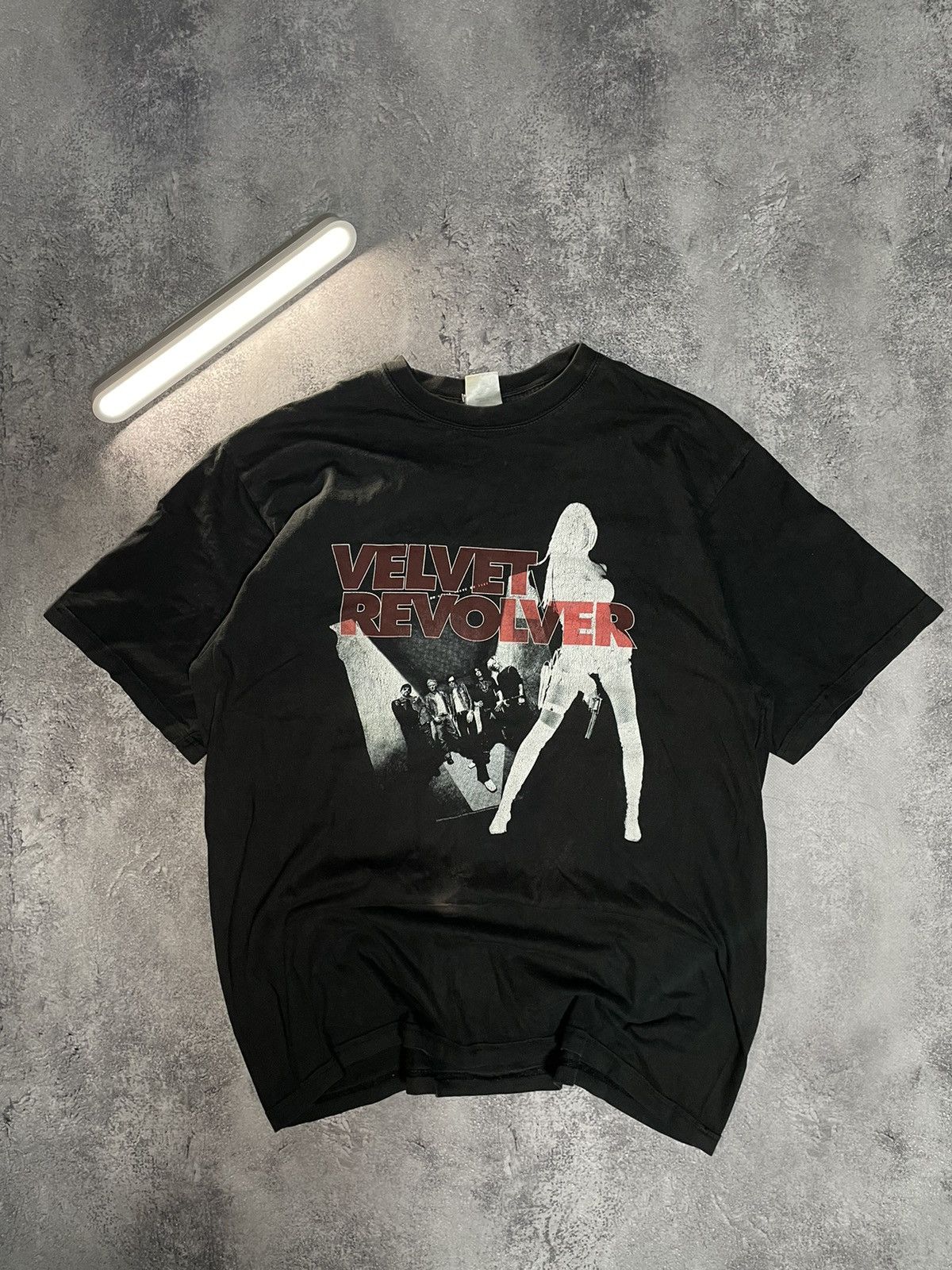 Band Tees Rare Og Y2k Velvet Revolver 2004 Concert Tee Hoodie, Sweatshirt | PodTeesHub.com