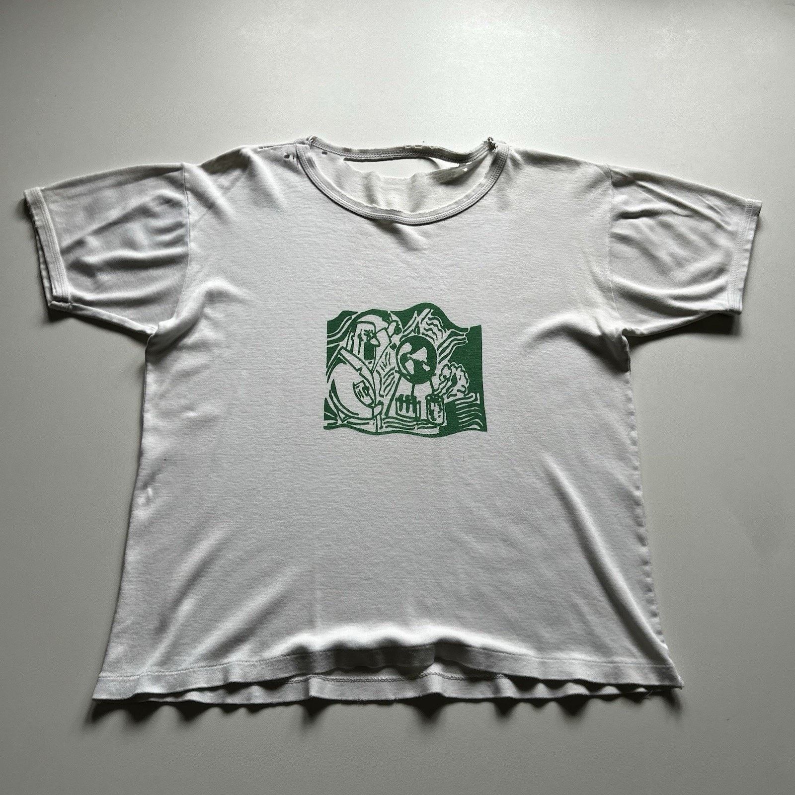 Vintagesvintage 80s Art T Shirt Small Boxy Cropped Distressed Rare Hoodie, Sweatshirt | PodTeesHub.com
