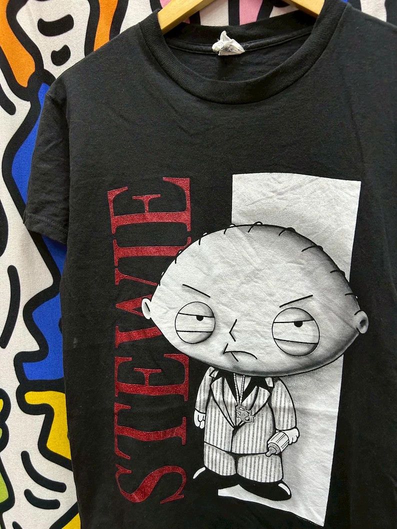 Vintage 2000s Family Guy Tshirt Size S Hoodie, Sweatshirt | PodTeesHub.com
