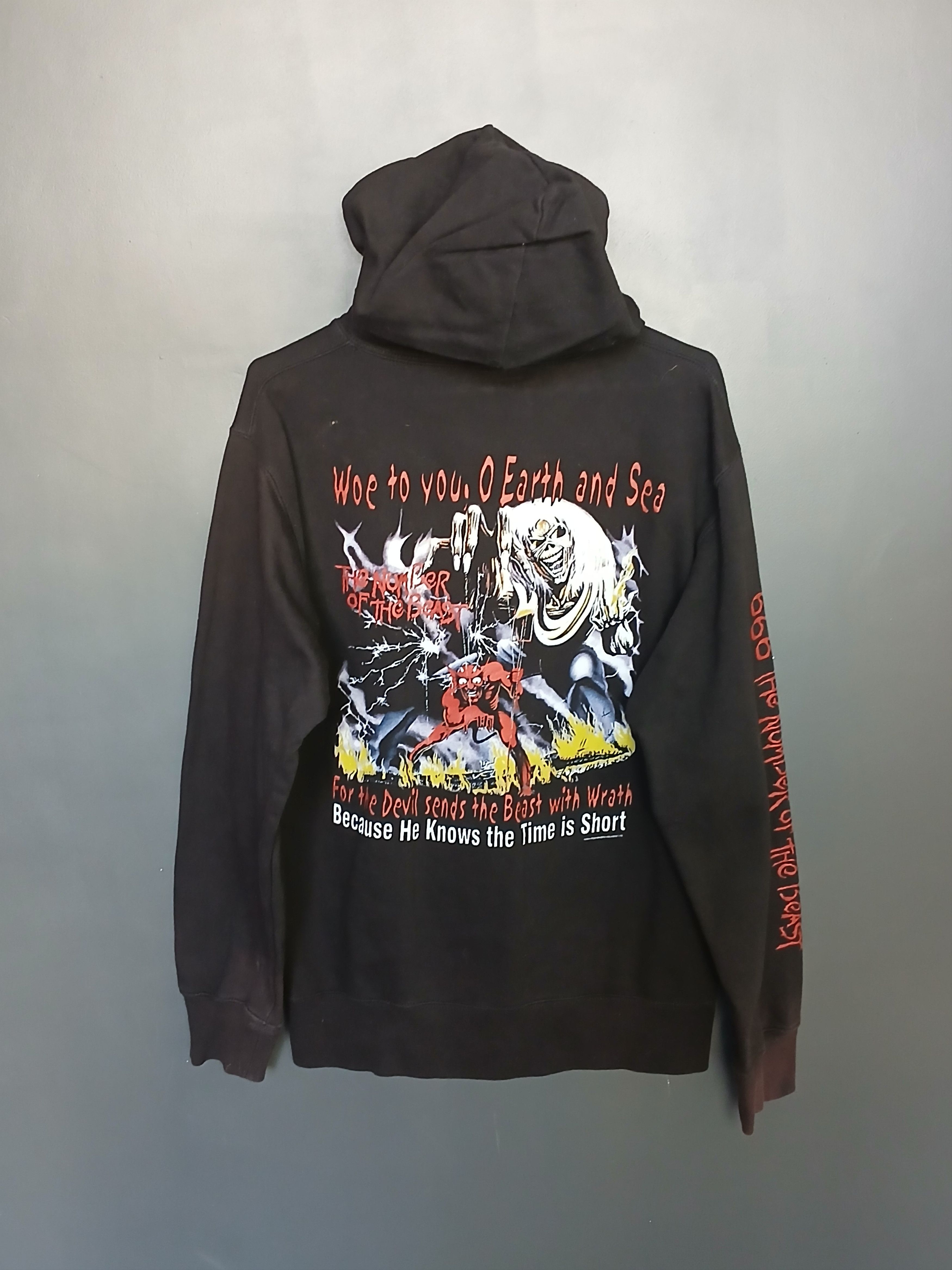Iron Maiden Vintage 2003 Iron Maiden The Number Of The Beast Hoodie T-Shirts, Sweatshirt | PodTeesHub.com