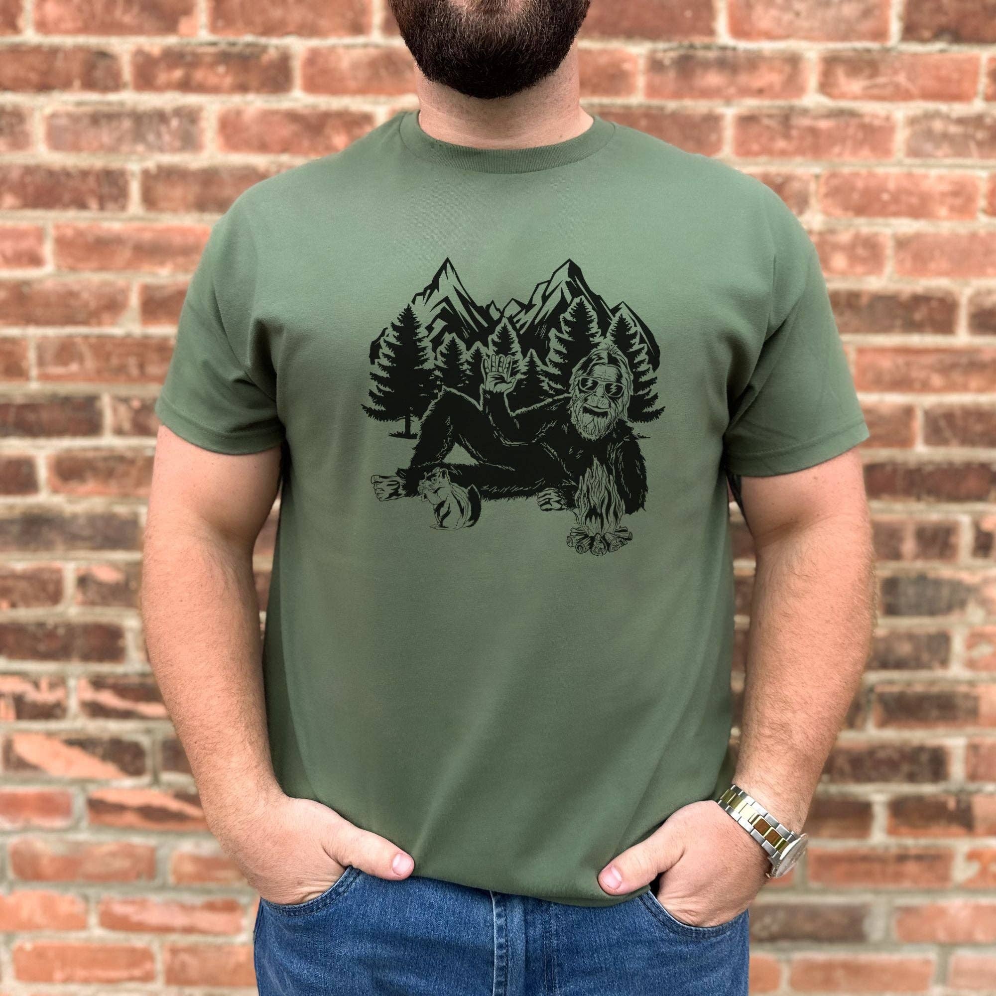 Bigfoot Relaxing Shirt For Men *Unisex Fit*226 Hoodie, Sweatshirt | PodTeesHub.com