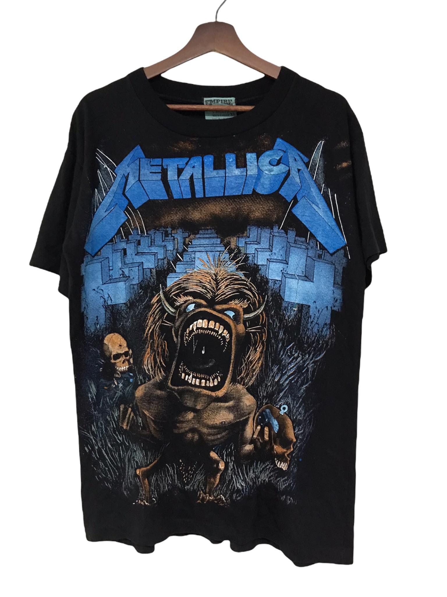 Metallica X Vintage Vintage Metallica Empire Bootleg 90s T Shirt Hoodie, Sweatshirt | PodTeesHub.com