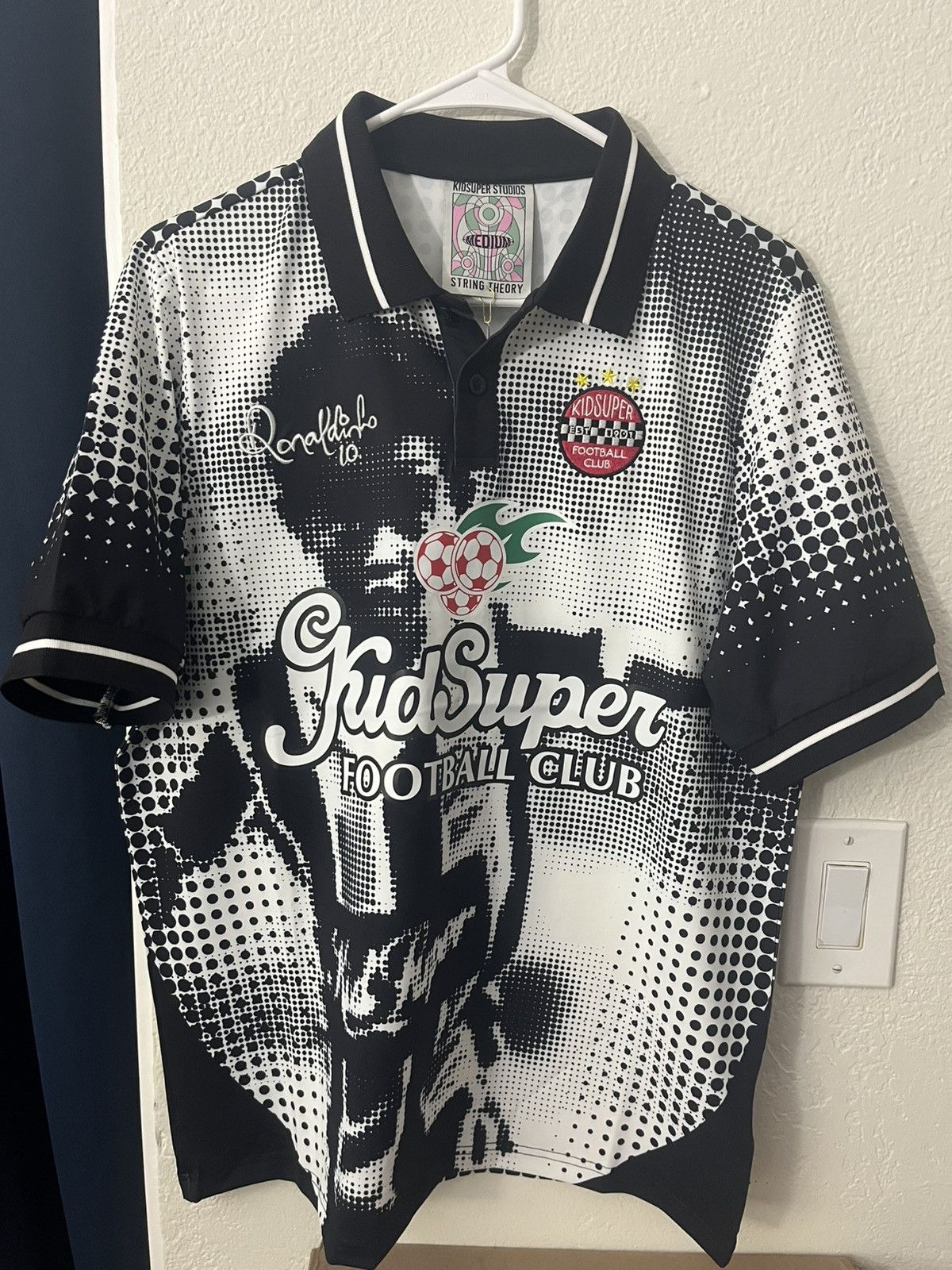 Kidsuper Ronaldinho Soccer Football Jersey Black M Medium T-Shirts, Hoodie, Sweatshirt | PodTeesHub.com