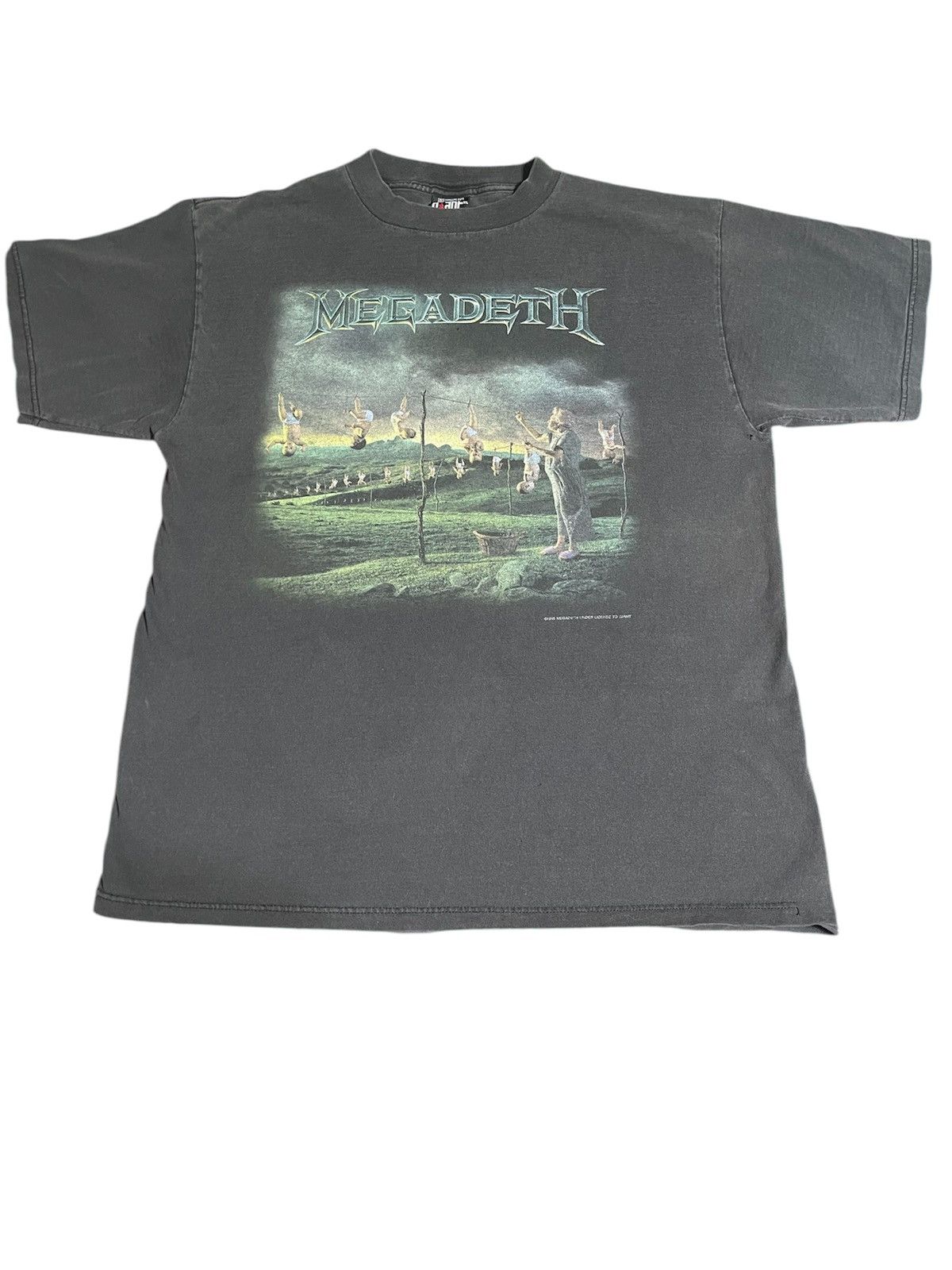 Giant X Vintage Megadeth Youthanasia 1995 T-Shirts, Hoodie, Sweatshirt | PodTeesHub.com