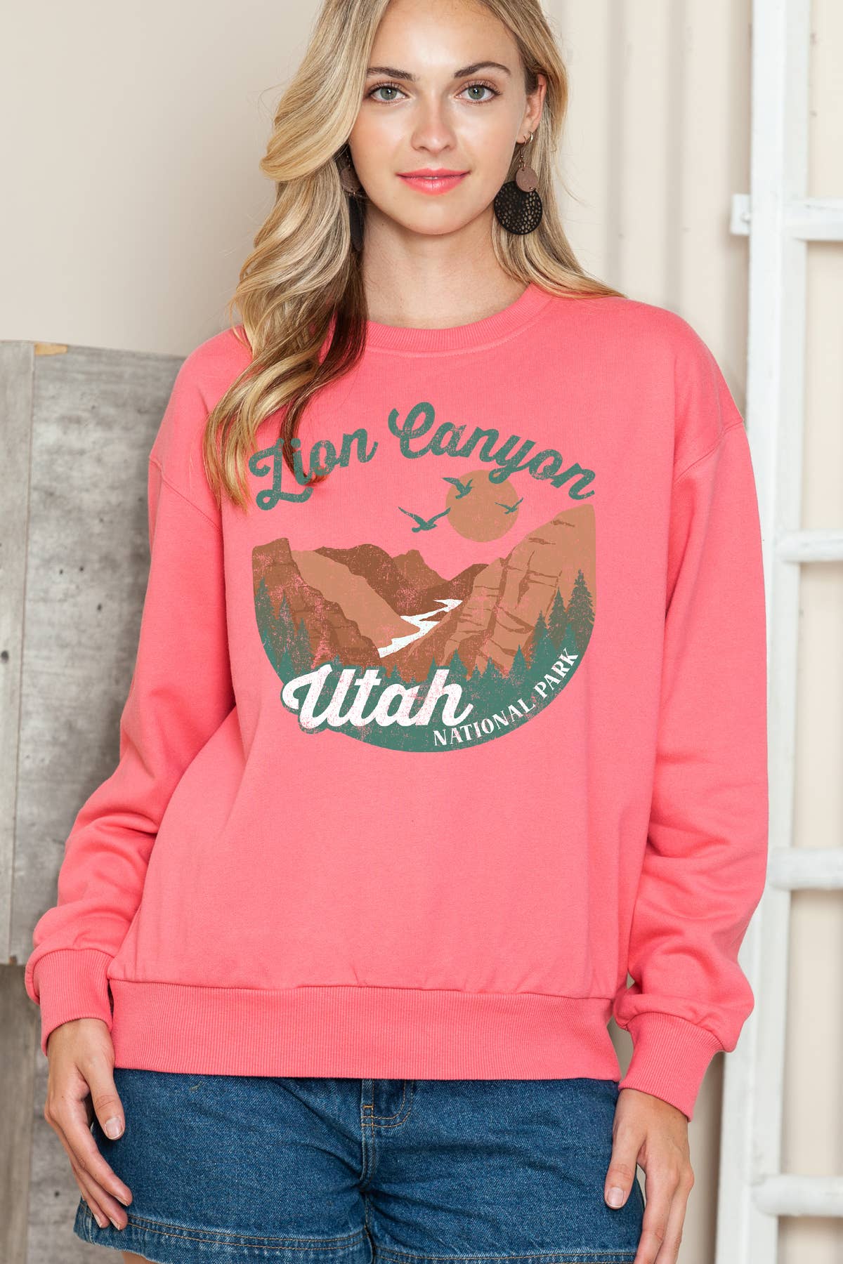 Women Utah Graphic Print Solid Pullover Sweater T-Shirts, Hoodie, Sweatshirt | PodTeesHub.com