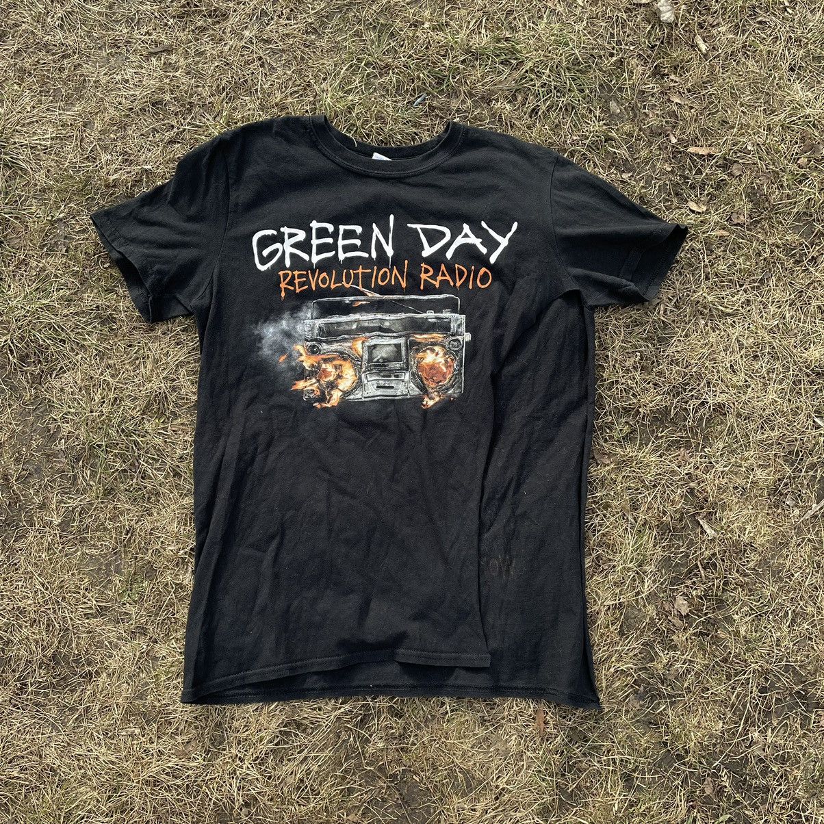 Vintage Green Day Skulls Vamp Dead Face Horror Tee 90s Hoodie, Sweatshirt | PodTeesHub.com