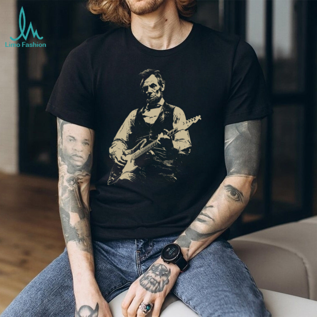 Abraham Lincoln Guitar Rock Musician Vintage Style T Shirt