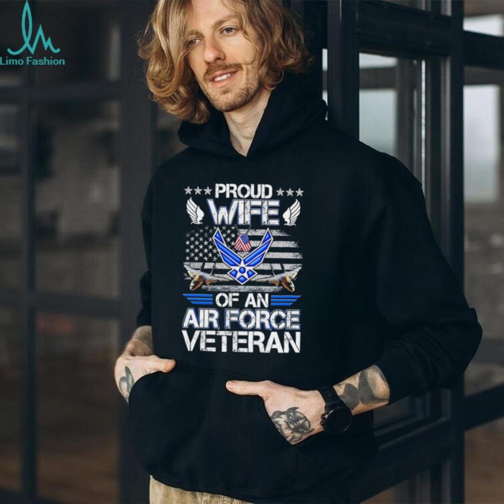 Air Force Veteran Wife Proud Military Spouse Patriotic T Shirt