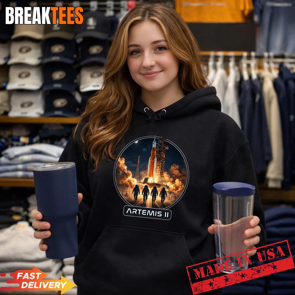Artemis II Launch to The Moon 2026 T-Shirt