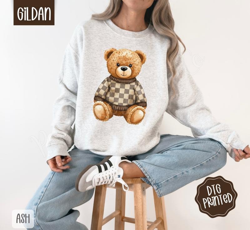 Checkered Bear Sweatshirt, Trendy Women's Sweater T-Shirts, Hoodie | PodTeesHub.com