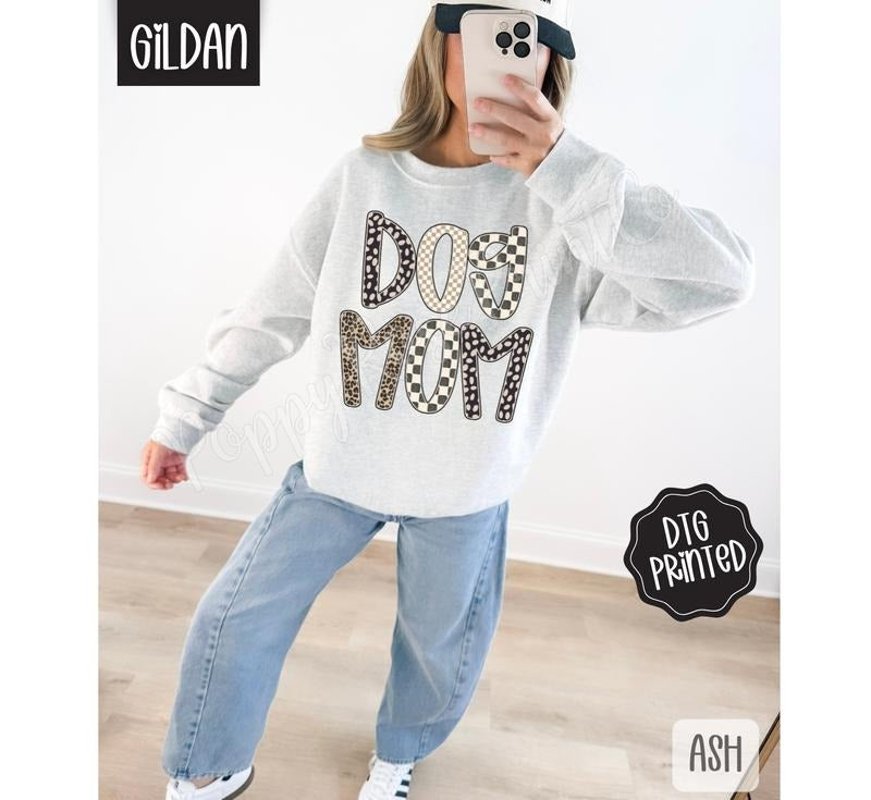 Checkered Dog Mom Sweatshirt, Trendy Women's Sweater T-Shirts, Hoodie | PodTeesHub.com