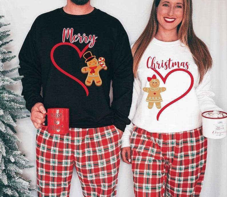 Christmas Couple Sweatshirt - T-shirt