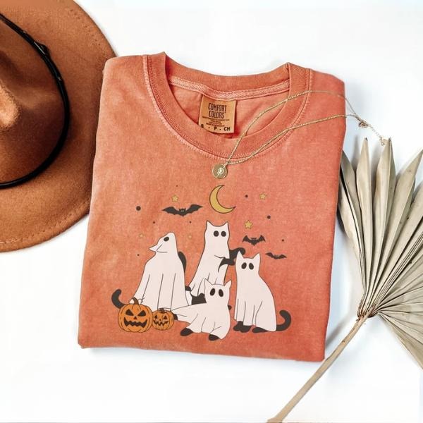 Comfort Colors Cat Ghost T-Shirt, Cute Cat Lovers Shirt, Retro Ghost Halloween Spooky Season Gift Hoodie, Sweatshirt