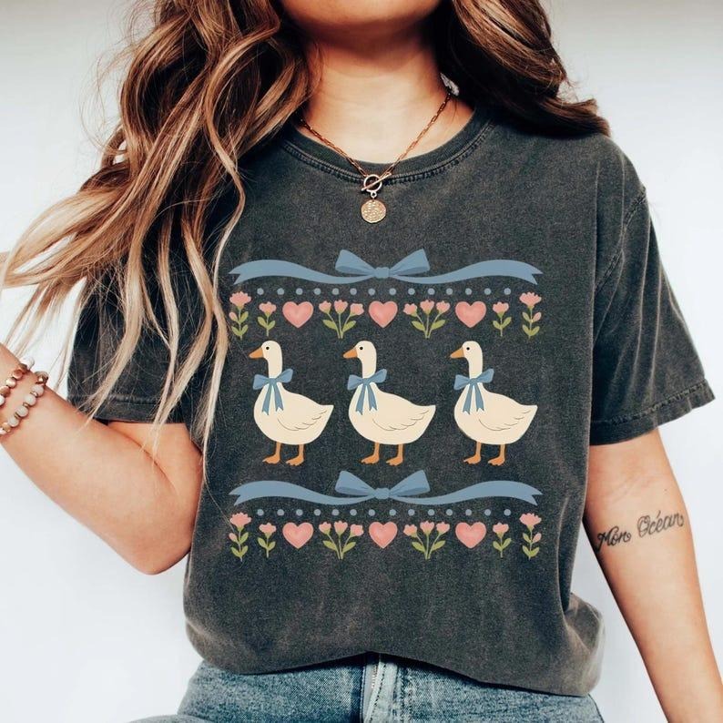 Comfort Colors Vintage 80s Goose Shirt, Funny Blue Ribbon Goose Tee, Retro Goose Graphic Shirt, Cute Farm Animal Tee,...