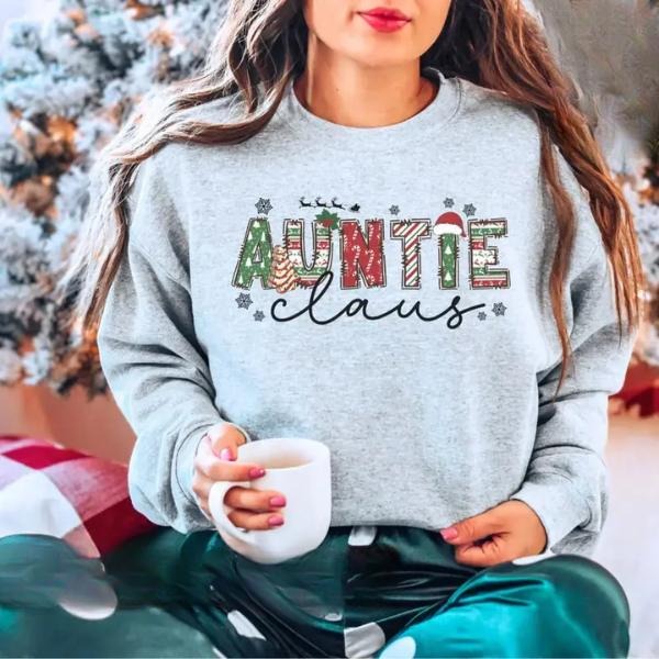 Cozy Auntie Xmas Inspired Sweatshirt, Festive Holiday Crewneck Hoodie, Cute Family Gathering Outfit, Fun Gift Idea for...