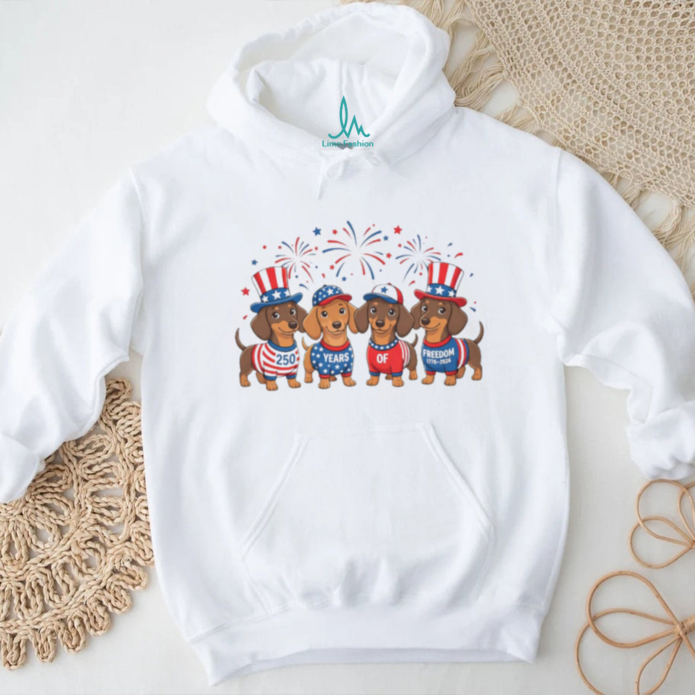 Dachshund Dogs 4th Of July 250 Years US Freedom T Shirt