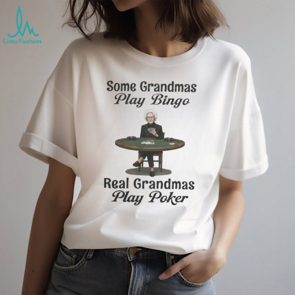 Grandma Playing Poker Card Player Gambling Hobby T Shirt (1)
