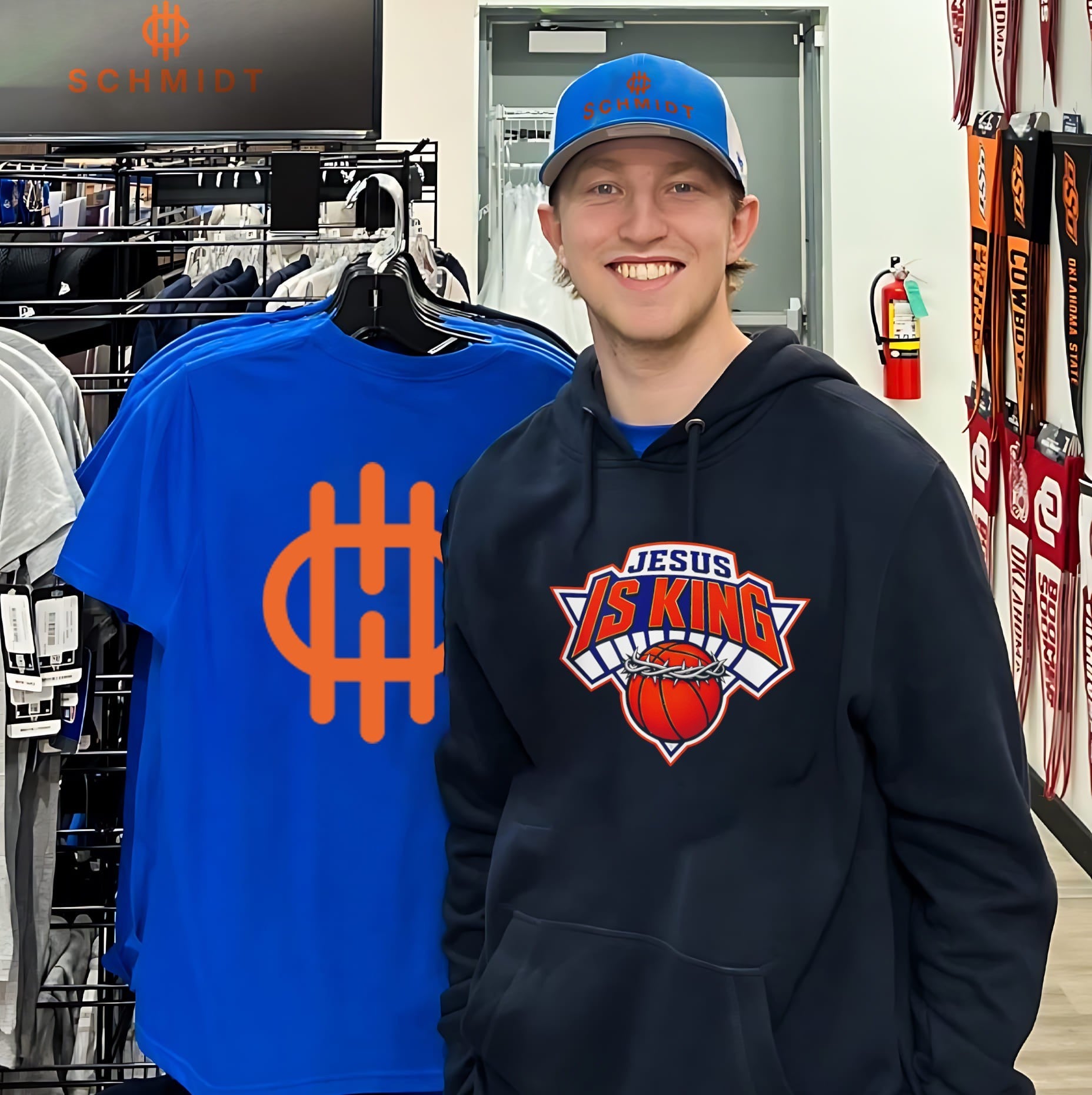 Knicks 2026 Jesus Is King logo shirt