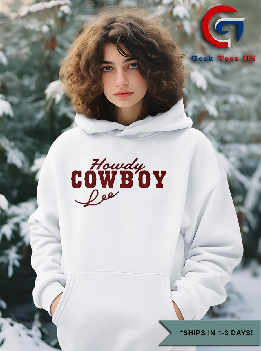 Lexie Hull and Sophie Cunningham wearing Howdy Cowboy shirt
