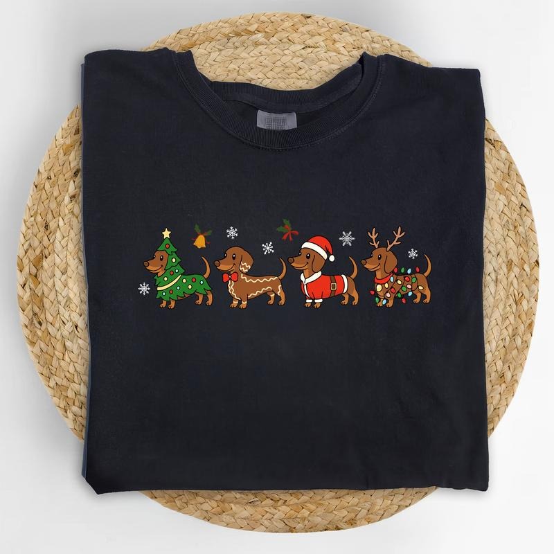 MAPTEES Dachshund Christmas Comfort Colors Shirt, Wiener Dog Graphic Tee, Christmas Sausage T-shirt, Xmas Vibes Outfits,...