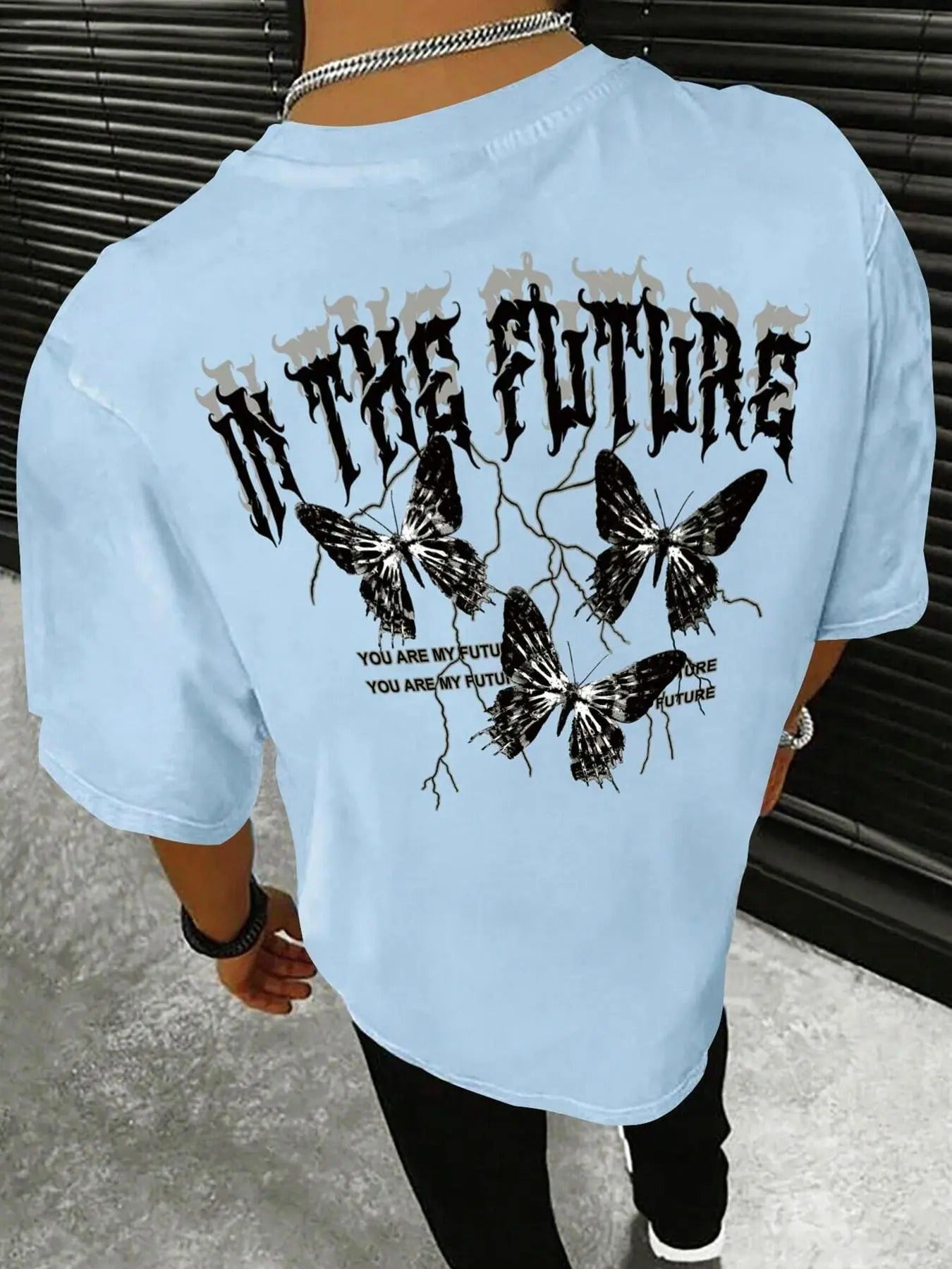 Men's Butterfly Print Round Neck Tee, Regular Fit Casual Short Sleeve Crew Neck T-Shirt for Summer, Fashion Men's Top for...