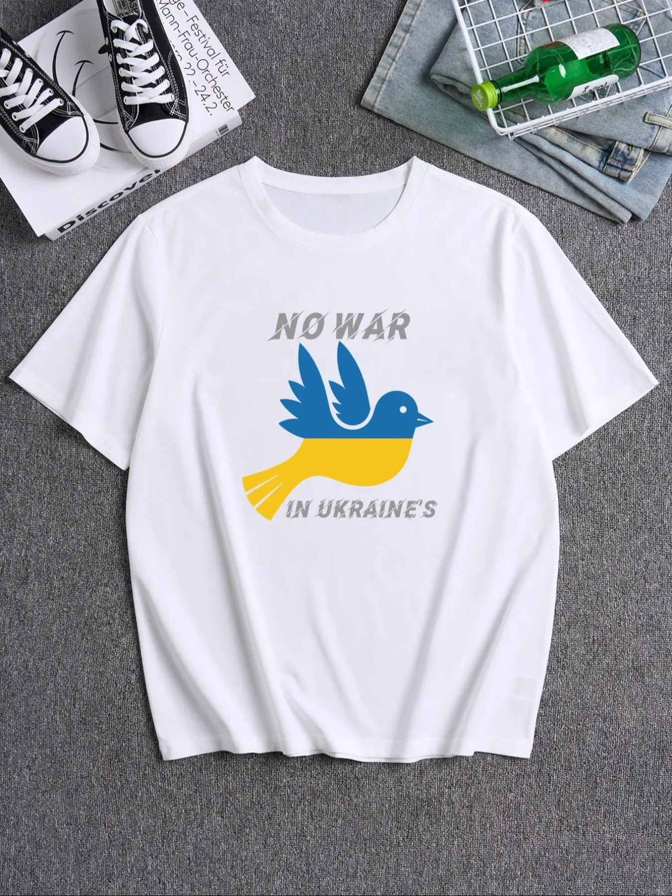 Men's Cartoon Bird & Letter Print Round Neck Tee, Casual Fashion Short Sleeve T-shirt for Summer, Men's Top for Daily...