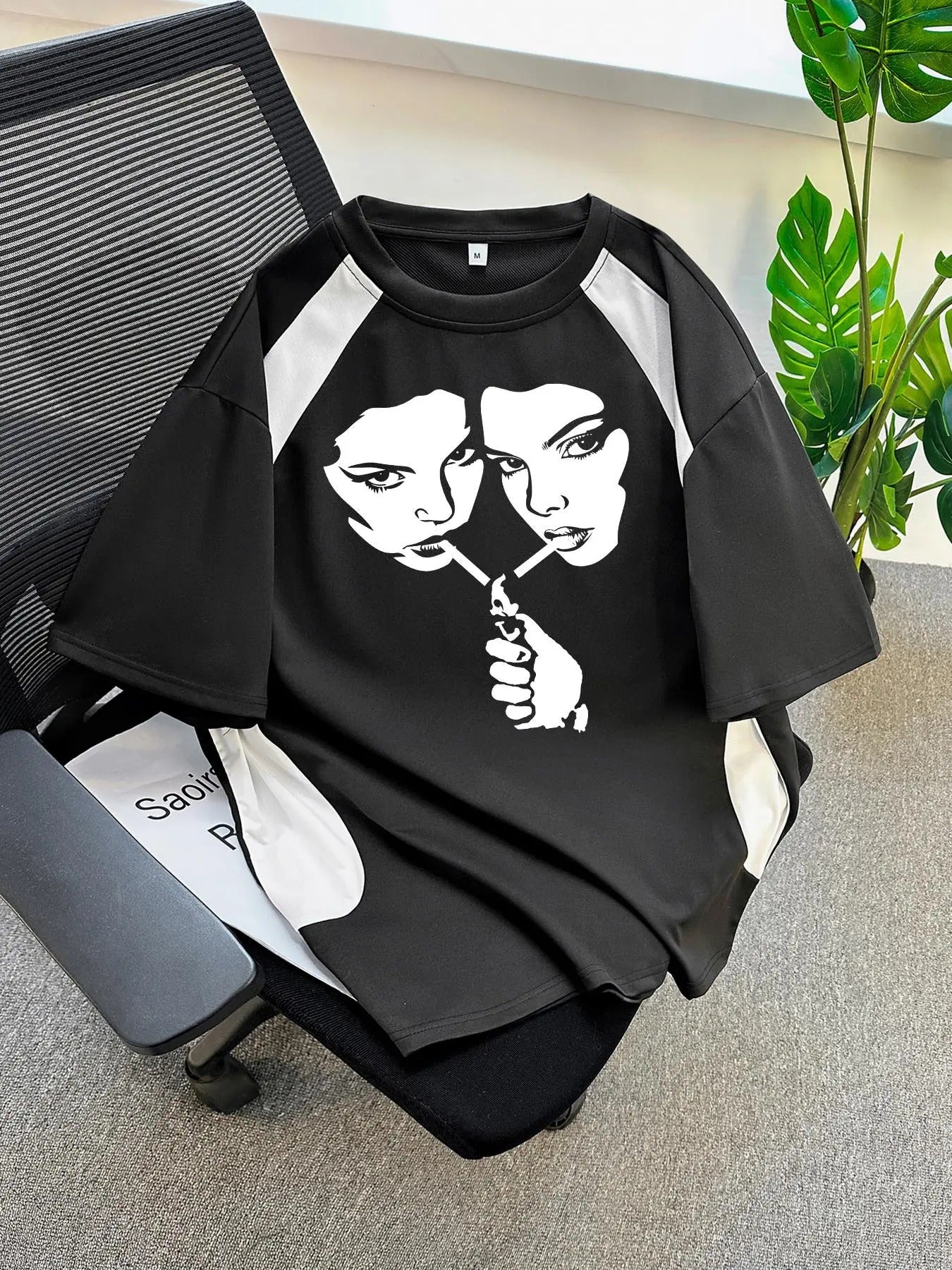 Men's Cartoon Face  Print Round Neck Tee, Casual Short Sleeve T-shirt for Summer, Men's Top for Daily Wear Hoodie, Sweatshirt