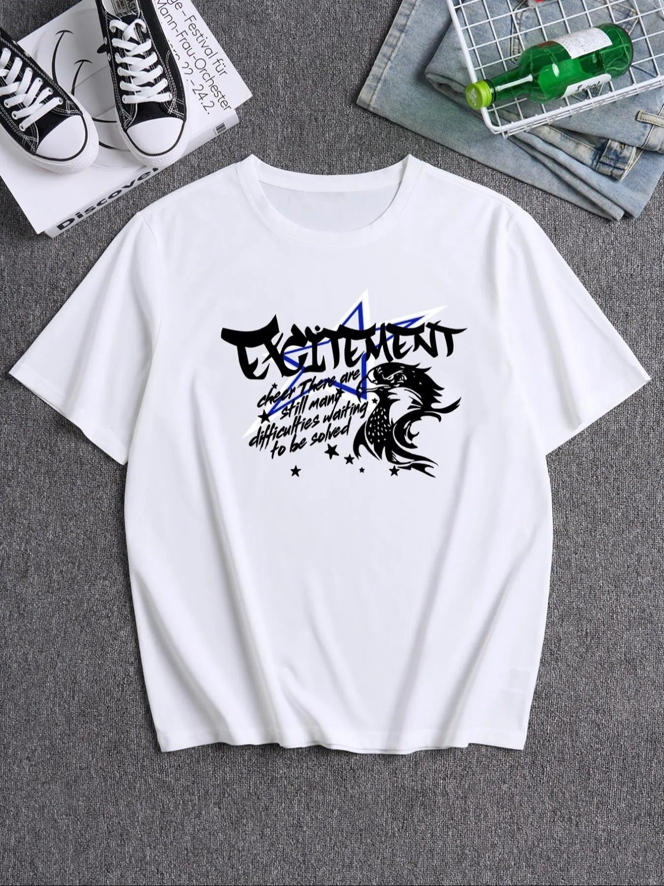 Men's Graphic  & Letter Print Round Neck Tee, Loose Casual Short Sleeve Crew Neck T-shirt for Summer, Fashion Men's Top...