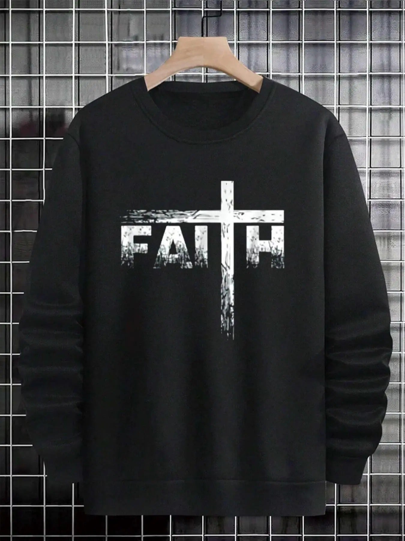Men's Letter Print Regular Fit Sweatshirt, Casual Soft Comfy Long Sleeve Crew Neck Pullover for Fall & Winter, Men's...