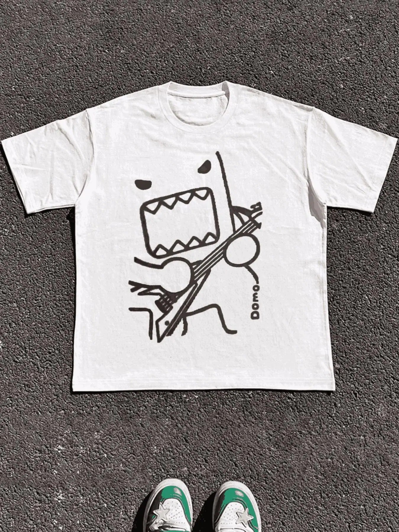Men's Regular Fit Guitar Print Round Neck Graphic Tee, Casual Short Sleeve T-shirt for Summer, Men's Top for Daily Wear...