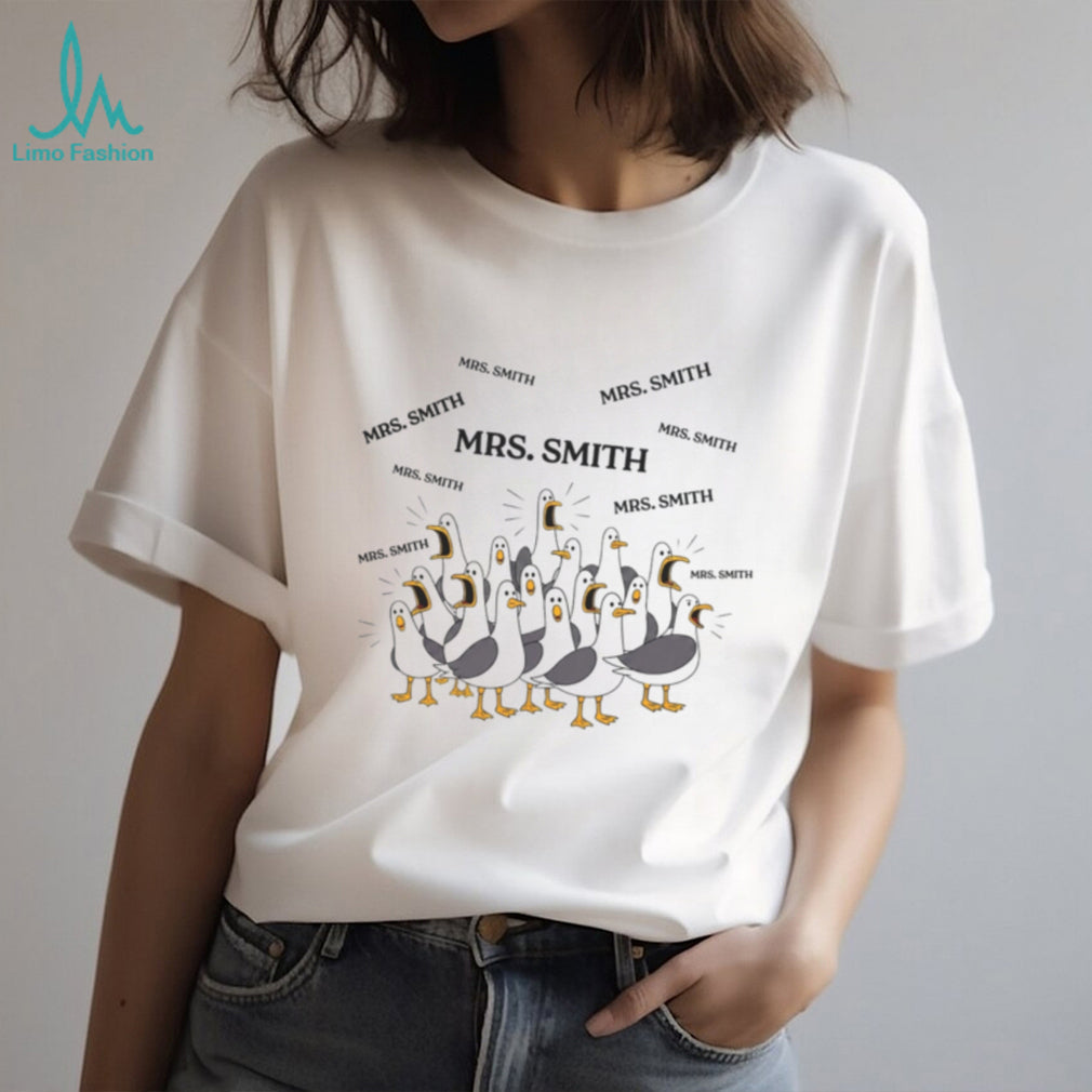 Mrs. Smith Funny Seagull Teacher Classroom Gift Cute Women’s T Shirt