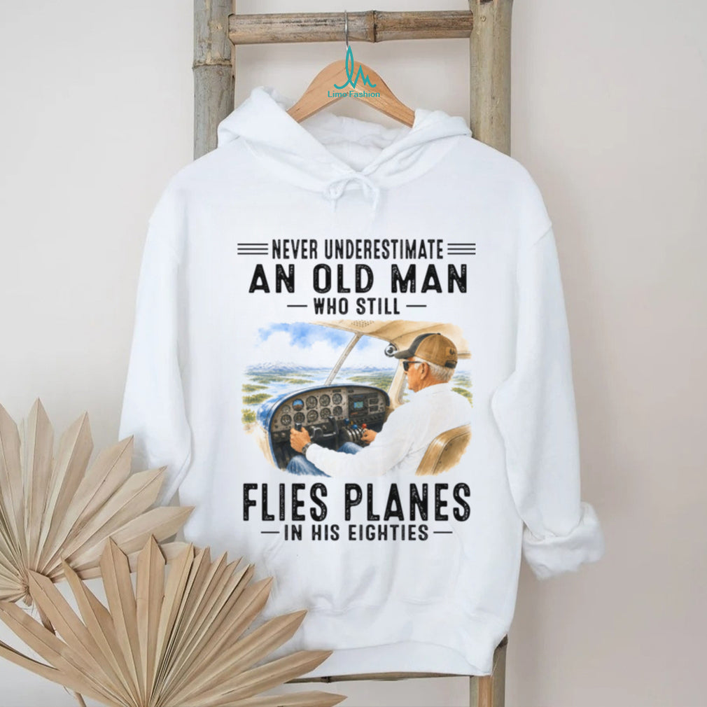 Never Underestimate An Old Man Who Still Plays Billiards Eighties Shirt