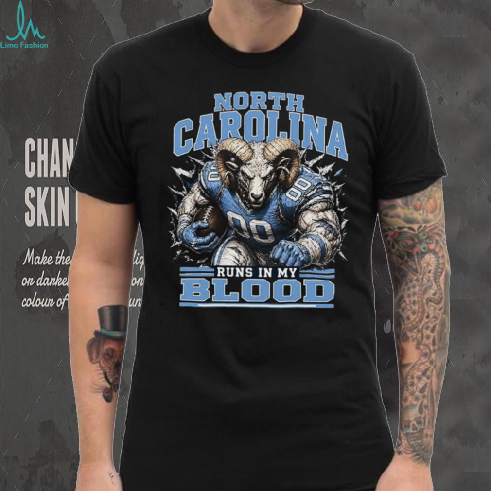 North Carolina Tar Heels Ram Mascot Runs In My Blood Vintage Men Fans Shirt