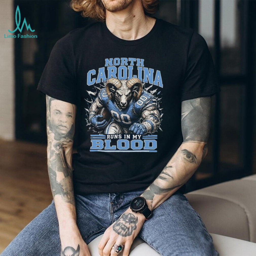 North Carolina Tar Heels Ram Mascot Runs In My Blood Vintage Men Fans Shirt