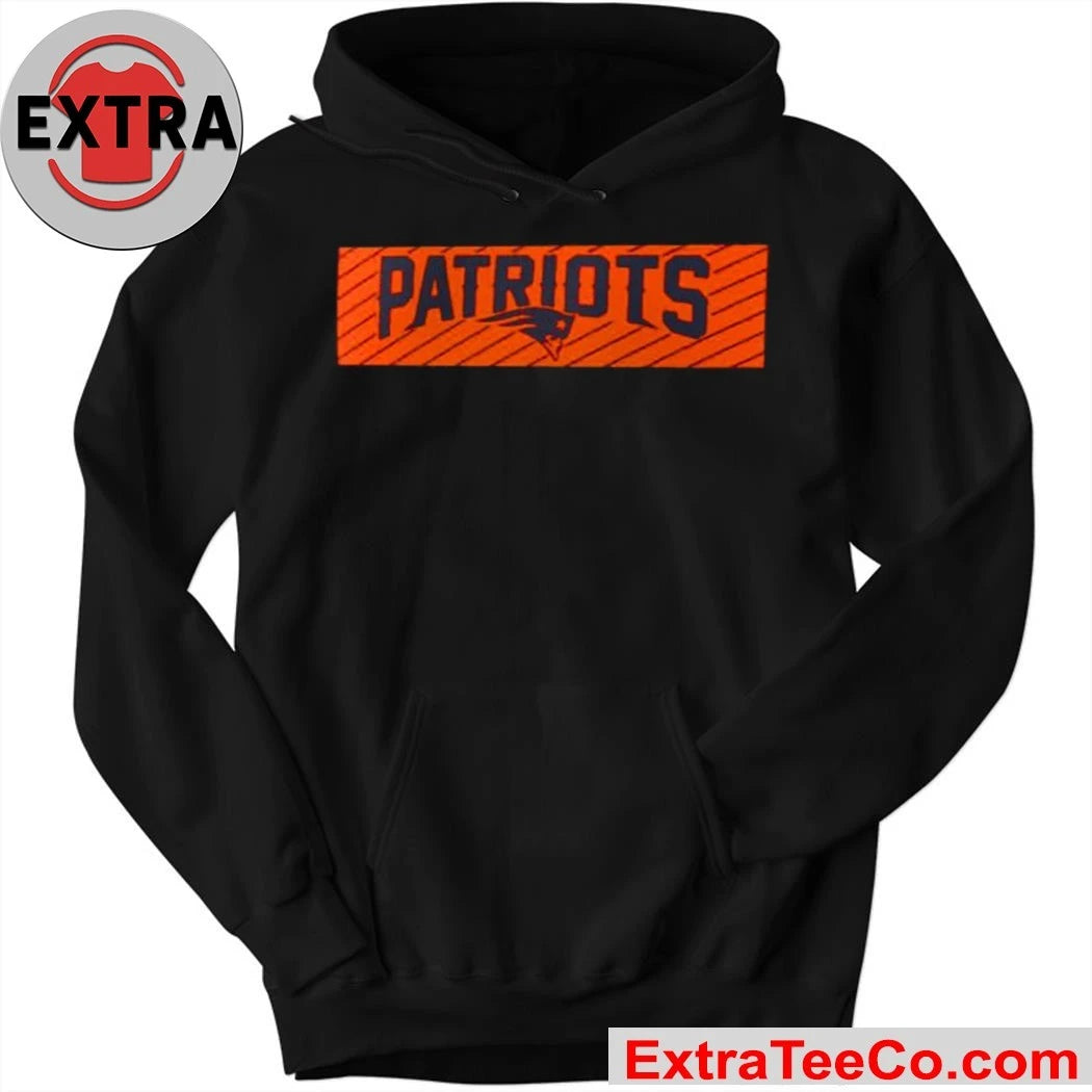 Official Drake Maye Wears Patriot Sideline Logo Shirt