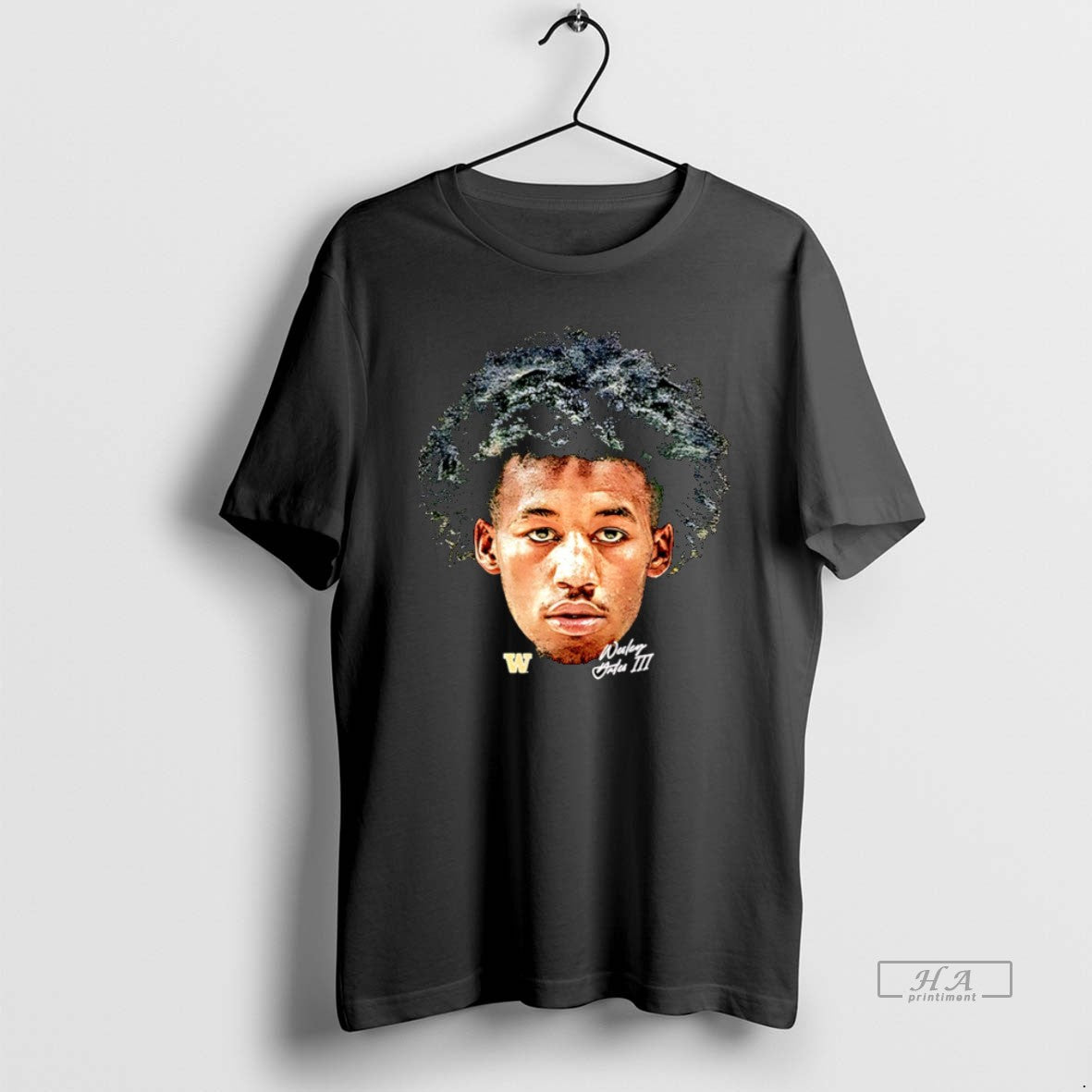 Official Wesley Yates Iii Washington Basketball Game Face Christmas T-Shirts, Hoodie, Sweatshirt | PodTeesHub.com