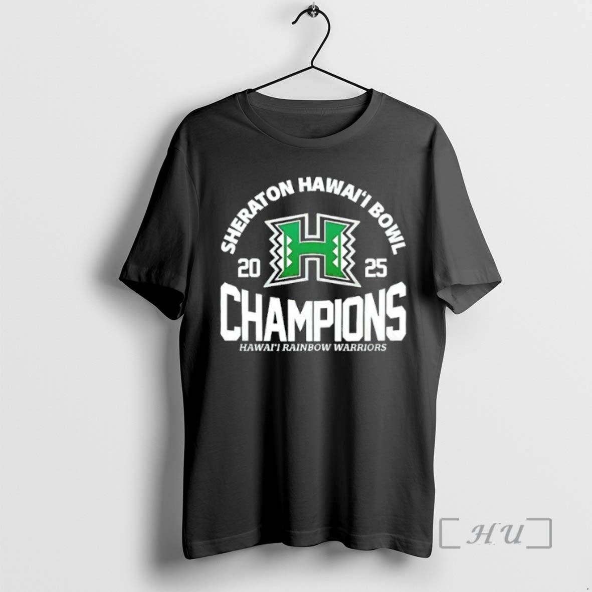 Officials Hawaii Rainbow Warriors 2025 Hawai Bowl Champions T-Shirts, Hoodie, Sweatshirt | PodTeesHub.com