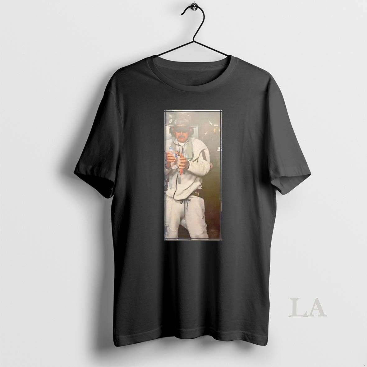 Original Nicolas Maduro On Board The Uss Iwo Jima T-Shirts, Hoodie, Sweatshirt | PodTeesHub.com