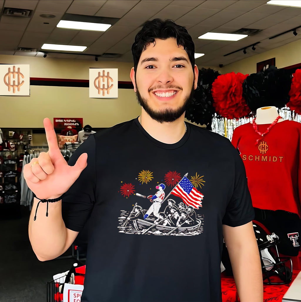 PCA Cubs Crossing The Delaware 4th of July Shirt
